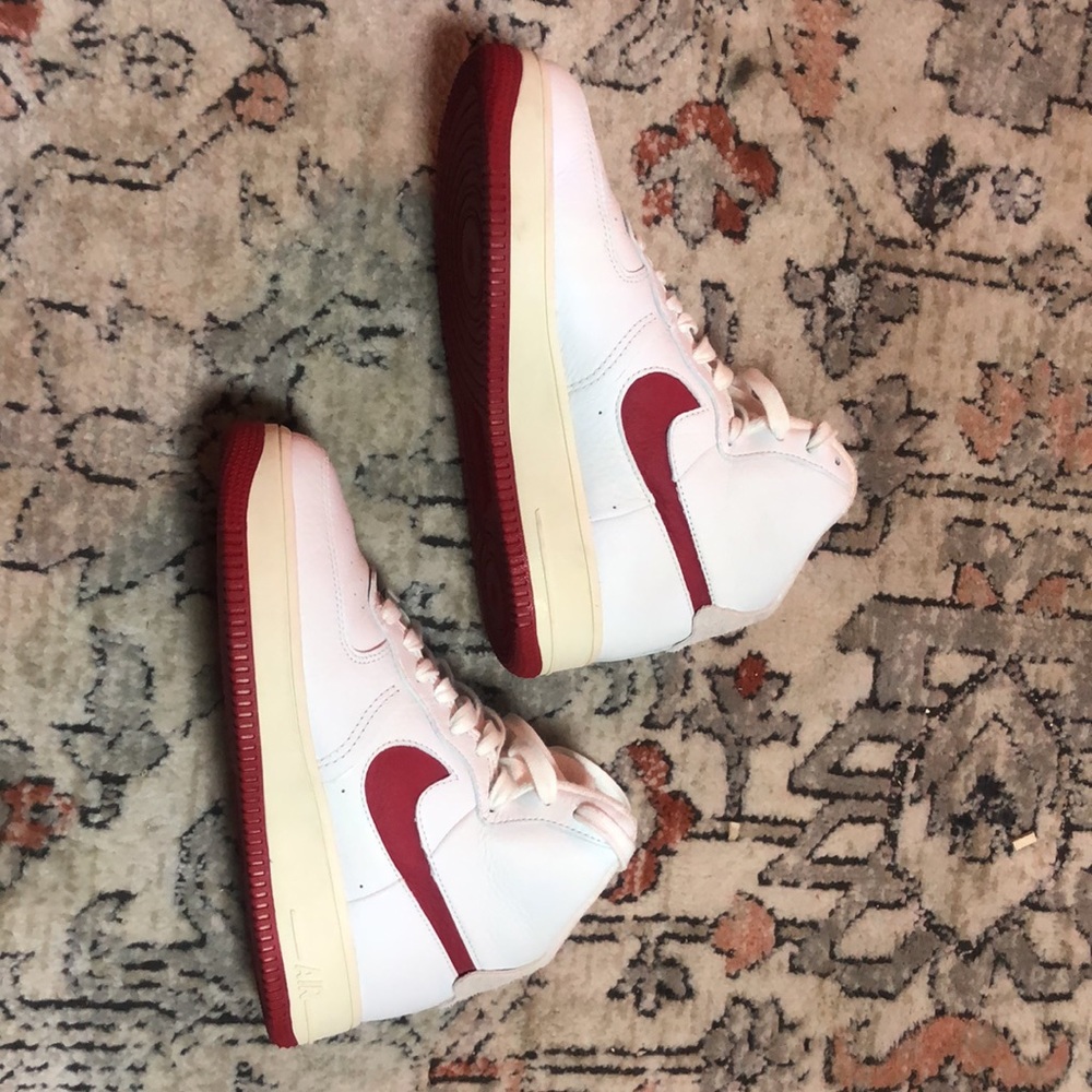 High tops - Picture 3 of 4